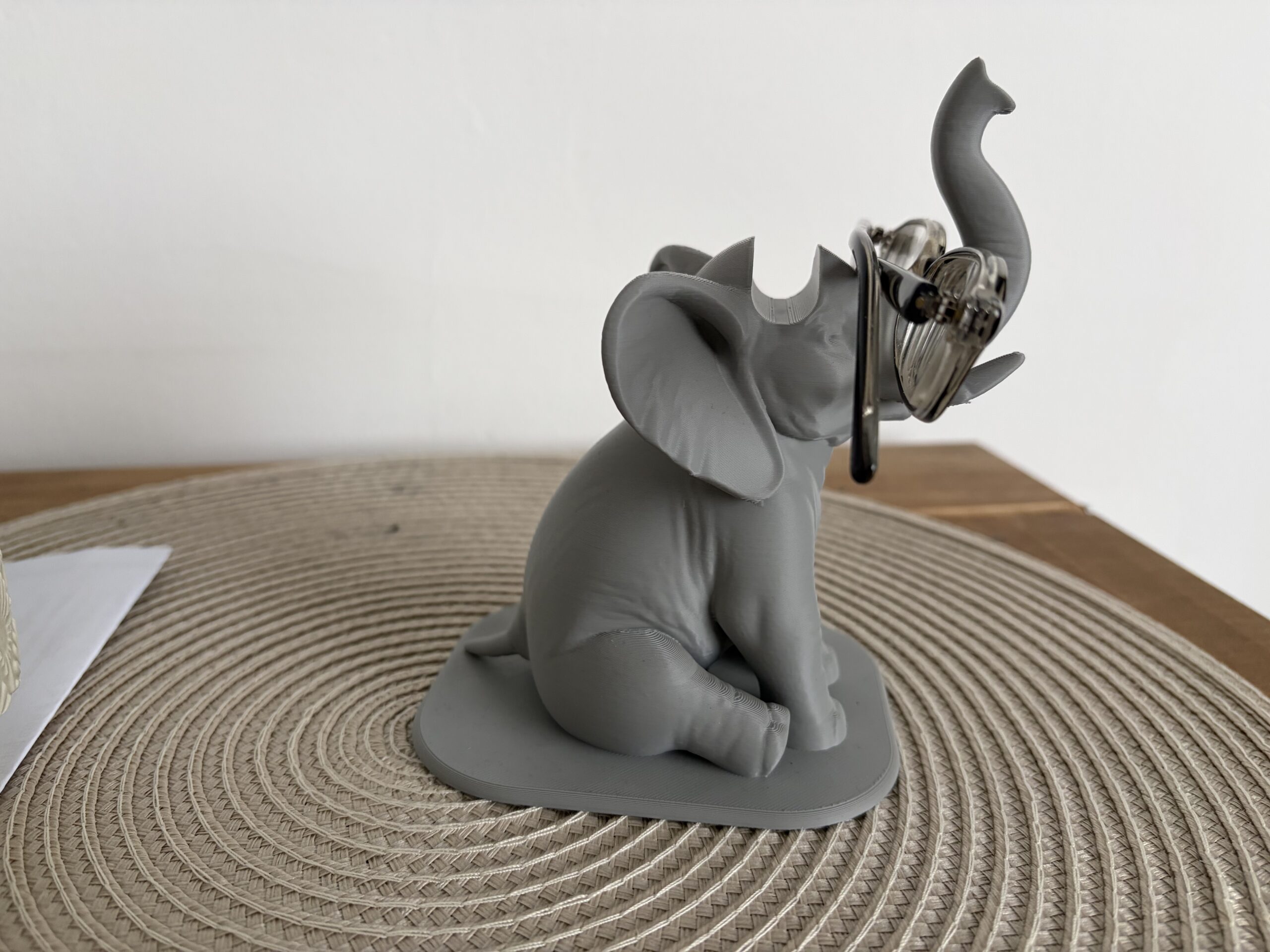 3D Printed Elephant Glasses Stand - Image 3