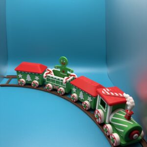 3D Printed Christmas Train & Carriages With Tracks