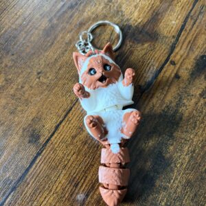 3D Printed Fidget Toy - Articulated Flexi Cream & White Cat Key Ring