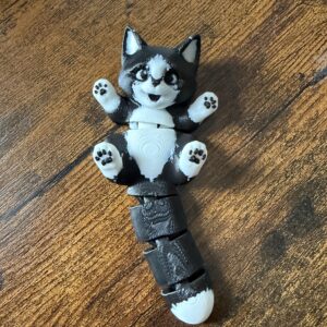 3D Printed Fidget Toy - Articulated Flexi Black & White Cat